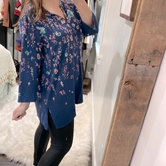 J Jill wearever Collection floral top size XLarge - Picture 2 of 6